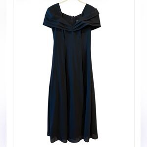 Vintage ON ON Los Angeles NY Black A line Pleated 90”s Y2K Stunning Dress Size 7